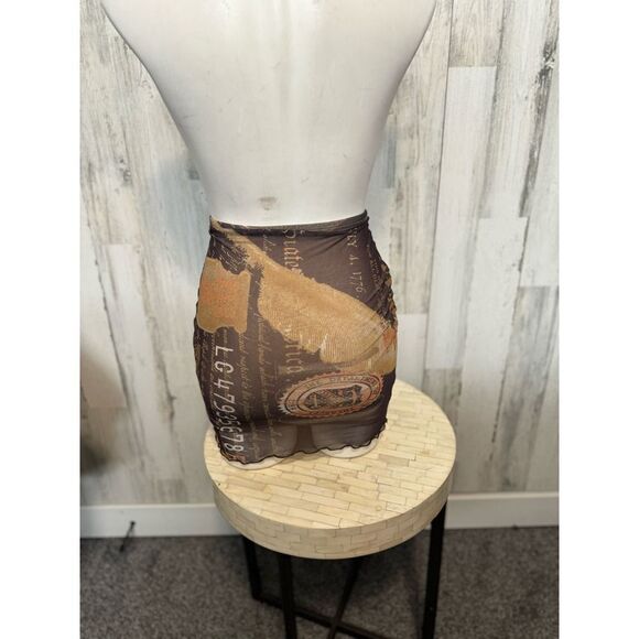 Fashion nova 100 dollar bill skirt - Picture 4 of 5